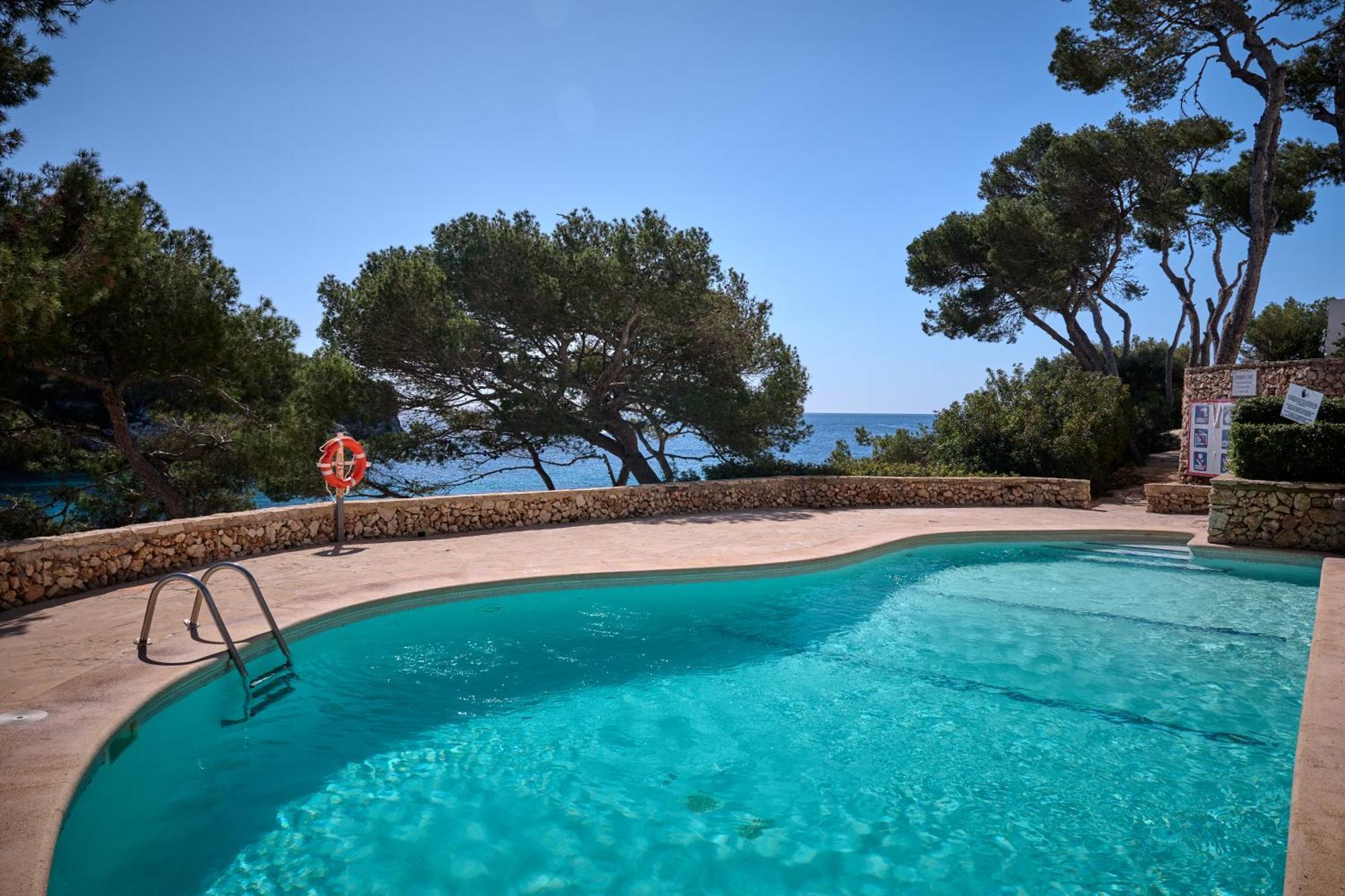 Sea Frontline Apartment 'Ernesto'. Pool. Wifi Santanyí Eksteriør billede